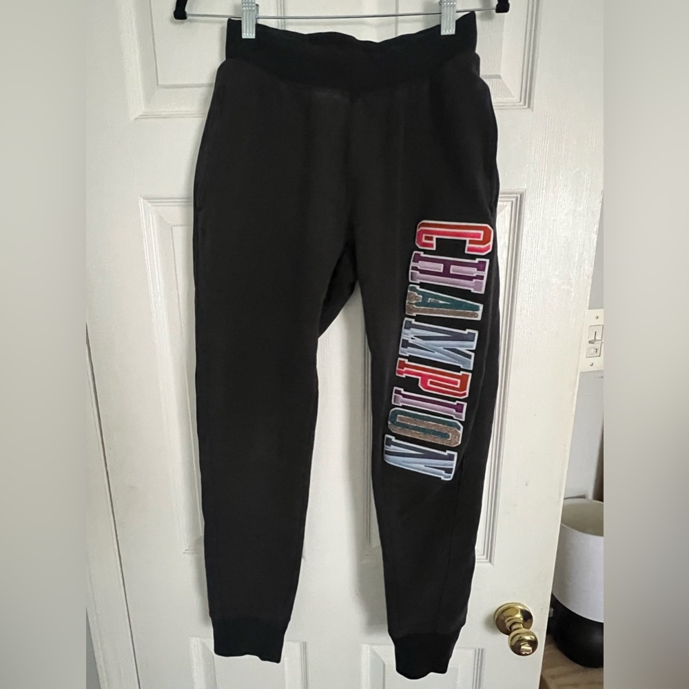 Champion Heavyweight black joggers w/colorful patchwork logo. Men’s S. Like new.